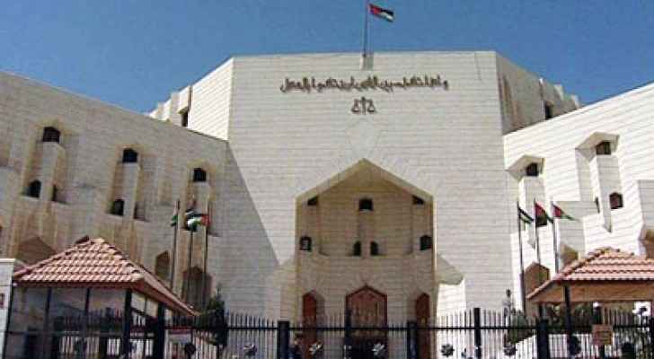إخطارات وتبليغات في المحاكم لعدد من المواطنين