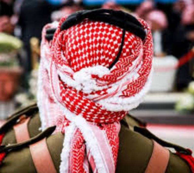 الحكومة تفرض ضريبة جديدة على الشماغ... وثيقة