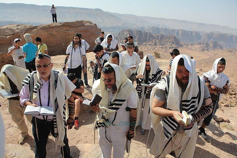 هآرتس: تل أبيب تتواصل مع عمّان بشأن مقام النبي هارون