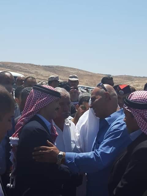 الأمير حمزة يشارك بتشييع اللواء صابر المهايرة.. صور