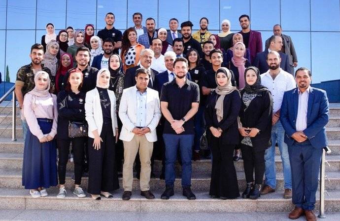 ولي العهد يحضر الجلسة الختامية لورشة عمل حول الأوضاع البيئية في الزرقاء.. صور
