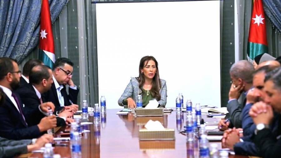 غنيمات تؤكد دور الناطقين الرسميين في تقديم المعلومة ودحض الشائعات