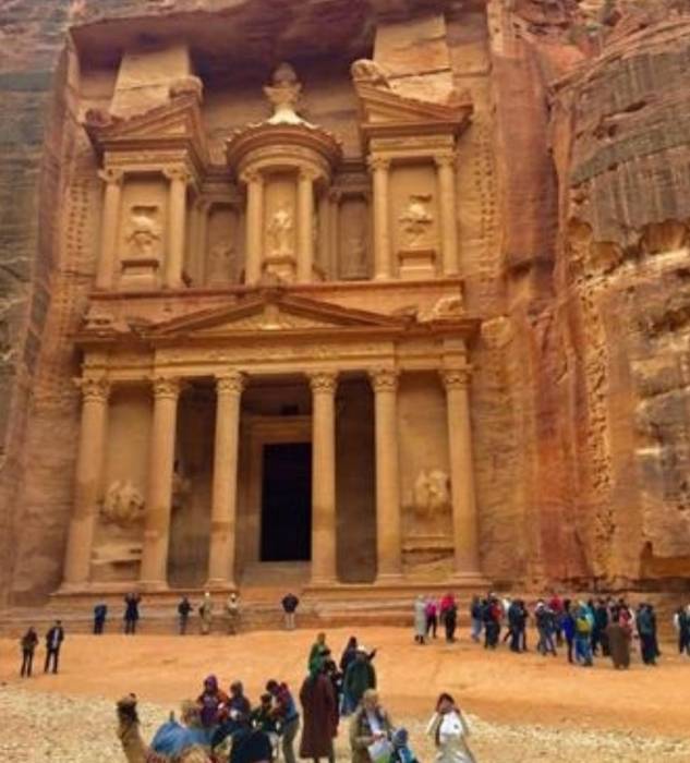 الأمن : يعلن عن تحديد هوية 15 شخص من المخربين في البتراء.. تفاصيل