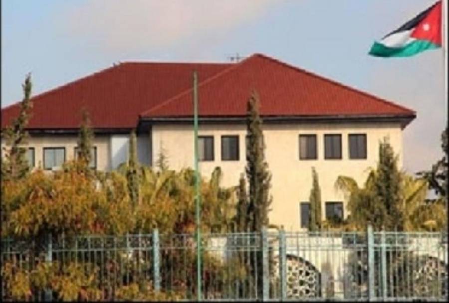 *الحكومة: ملتزمون بالحوار دون المساس بحق الطلبة في التعليم*