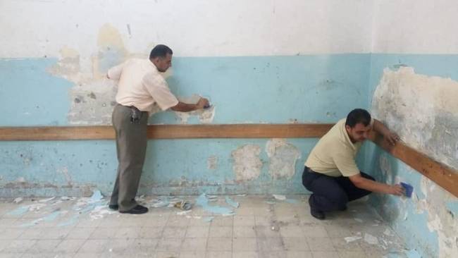 بالصور... هذا ما فعله معلمون بالمدارس خلال الإضراب