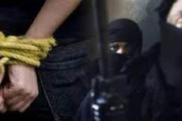 توقيف معترضي مركبة في الزرقاء بينهم حدثان