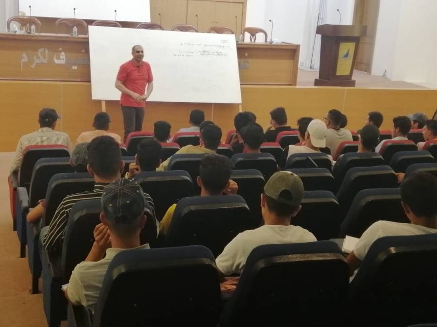 تحويل مبنى غرفة تجارة العقبة لمدرسة بسبب الاضراب ..