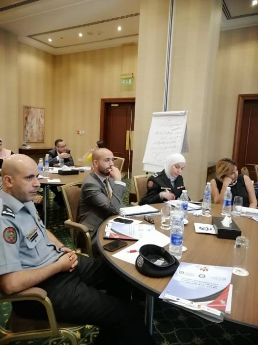 اللجنه الوطنيه الاردنيه لشؤون المرأه تنضم ورشه توعويه... صور