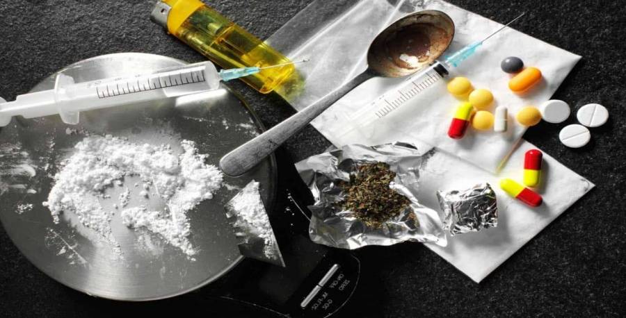 الأمن : القبض على والد طفلة تناولت الجوكر المخدر بالخطأ.