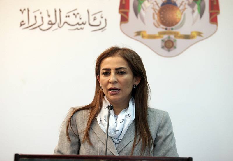 غنيمات تبرر سبب رفض الرزاز لقاء المعلمين