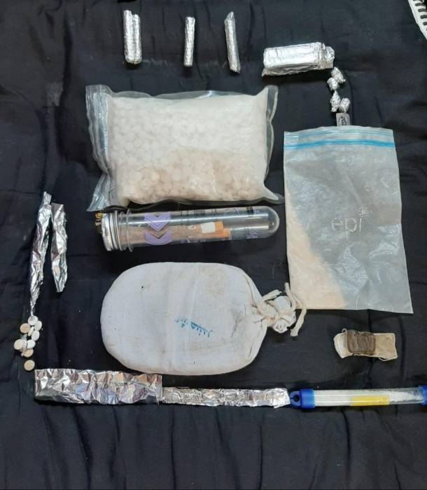 المخدرات تلقي القبض على ٤ أشخاص و بحوزتهم كميات كبيرة من المواد المخدرة جنوب وشرق العاصمة