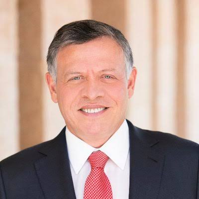 الملك يهنئ خادم الحرمين الشريفين بالعيد الوطني لبلاده