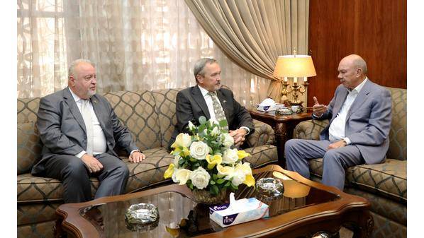 الفايز يلتقي نائب رئيس لجنة الشؤون الخارجية بمجلس النواب التشيكي