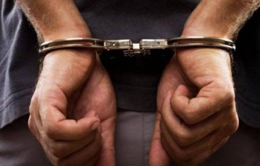 توقيف شخصين اعتديا على رجل أمن من مرتب دائرة ترخيص السواقين