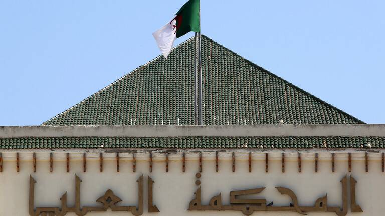 الجزائر.. السجن 15 عاما لشقيق بوتفليقة ومسؤولين آخرين