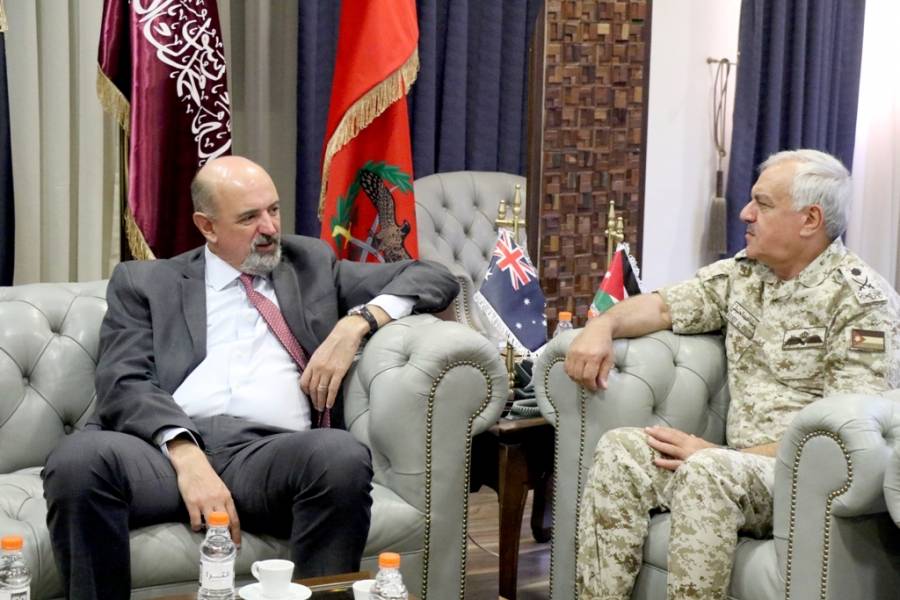رئيس هيئة الأركان المشتركة يستقبل السفير الأسترالي