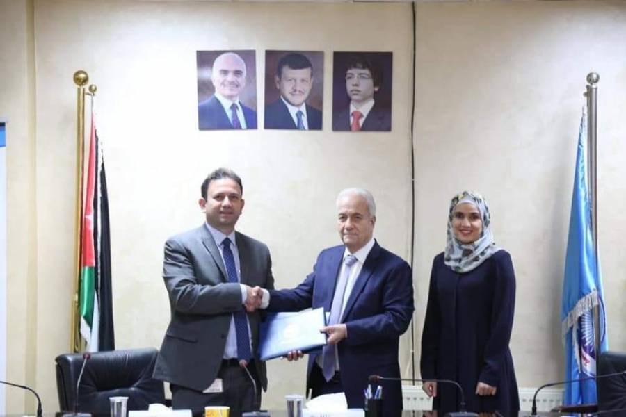 جامعة العلوم التطبيقية توقع اتفاقية تعاون مع جامعة Huddersfield البريطانية