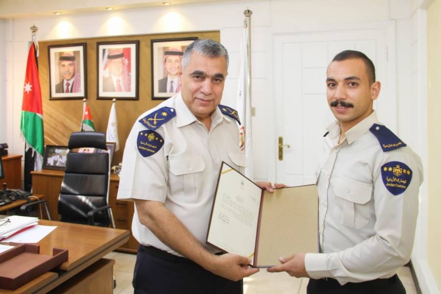 الرحامنة يكرم عدد من منتسبي الجمارك الاردنية.. صور