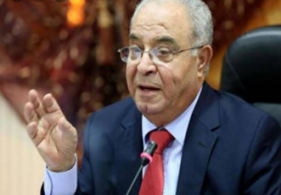 العبادي : احتجاجات الرابع التي اطاحت بالملقي وجاءت بالرزاز تمثيلية.. وصفقة القرن كذبة.