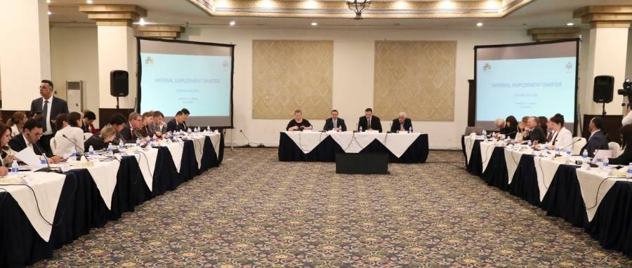 الحكومة تعقد اجتماعا للمانحين لدعم برامج التشغيل