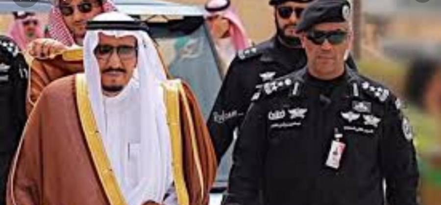 اللواء عبدالعزيز الفغم  على أكبر شاشة عرض في جدة