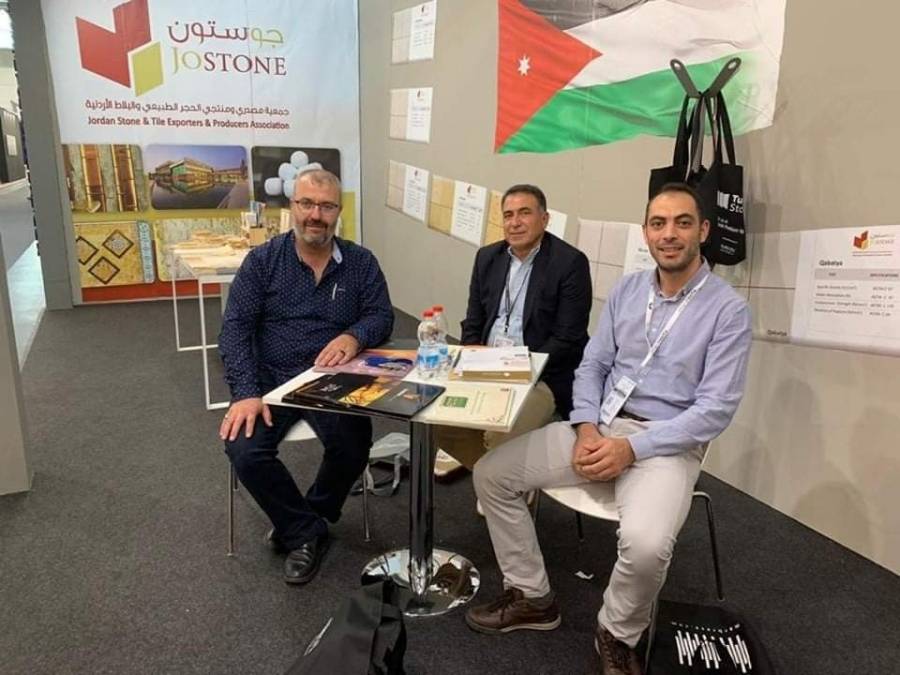 صناعة عمان تشارك في معرض دولي للحجر والرخام في ايطاليا