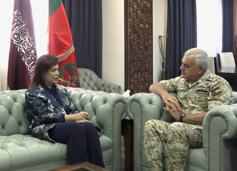 الحنيطي يستقبل السفيرة العراقية