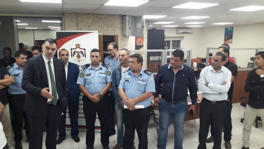 ضبط ( ١٣٦ ) عامل وافد مخالف ضمن حملات تفتيشية ليليه