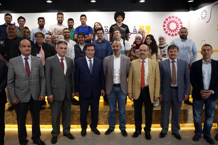 منصة زين تفتتح فرعها الثامن في جامعة البلقاء التطبيقية