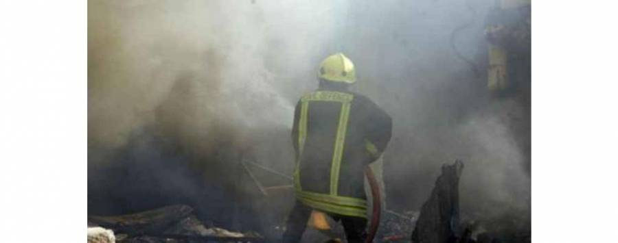 اصابتان بحريق شقة في عمان