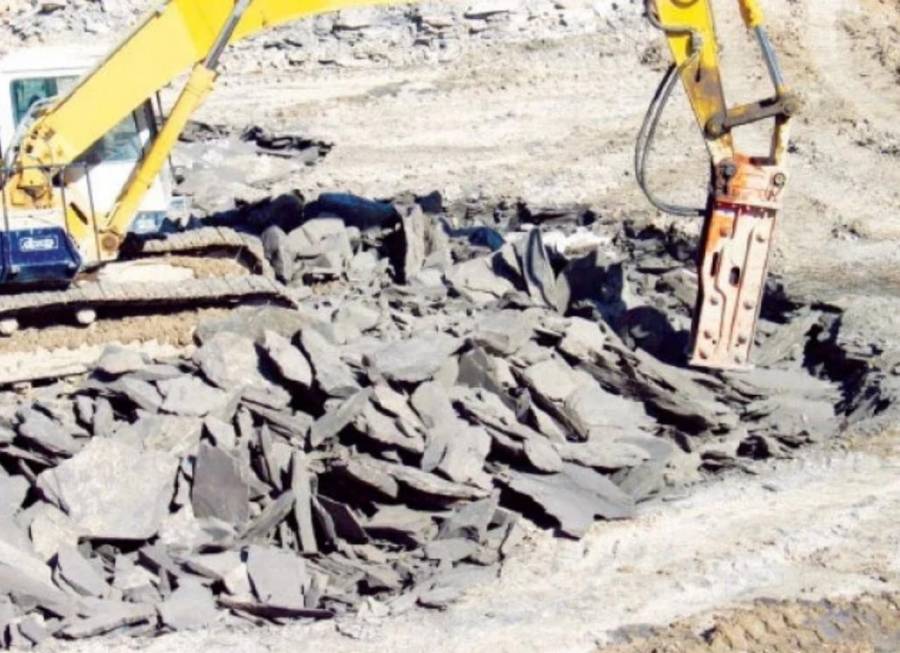 العطارات للطاقة توقع 20 اتفاقية لتشغيل 250 أردنيا