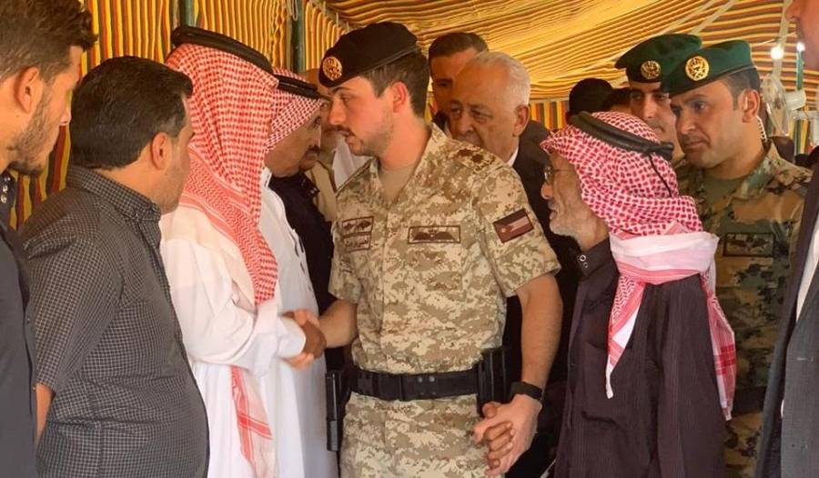 ولي العهد يقدم تعازيه بالفقيد المشاقبة في المفرق