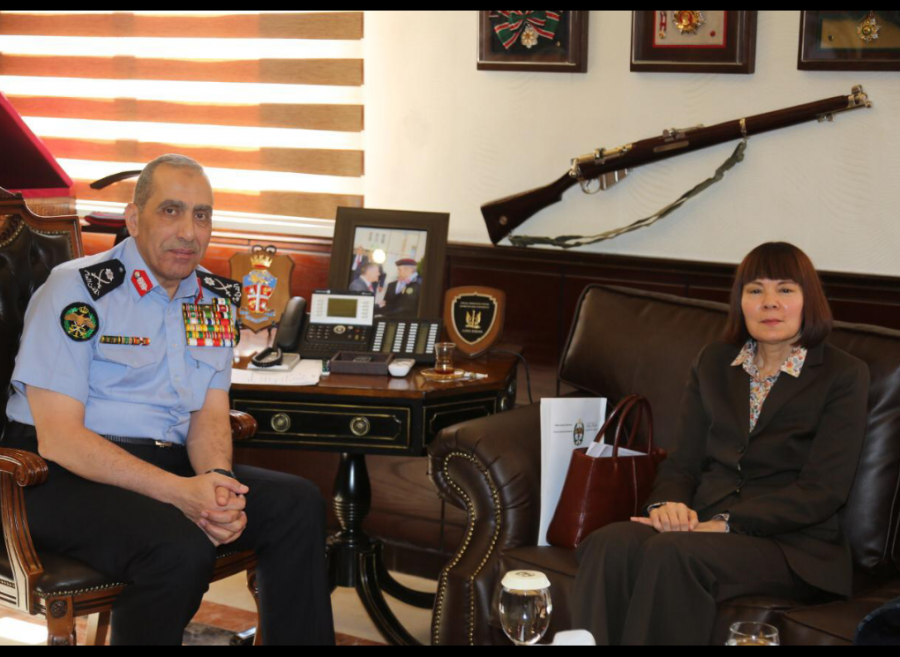 الحمود يستقبل كارين ساساهارا