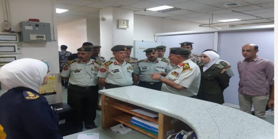 اللواء الطبيب شوكت يقوم بجولة تفقدية على مستشفى الأمير علي بن الحسين...صور