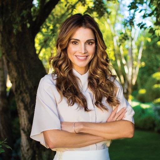 الملكة توجه رسالة: لم اتوقع أن يُتخذ عملي ذريعة للإساءة