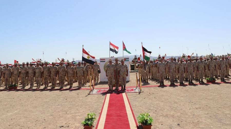تمرين قتالي مشترك  بين القوات المسلحة الأردنية والجيش المصري