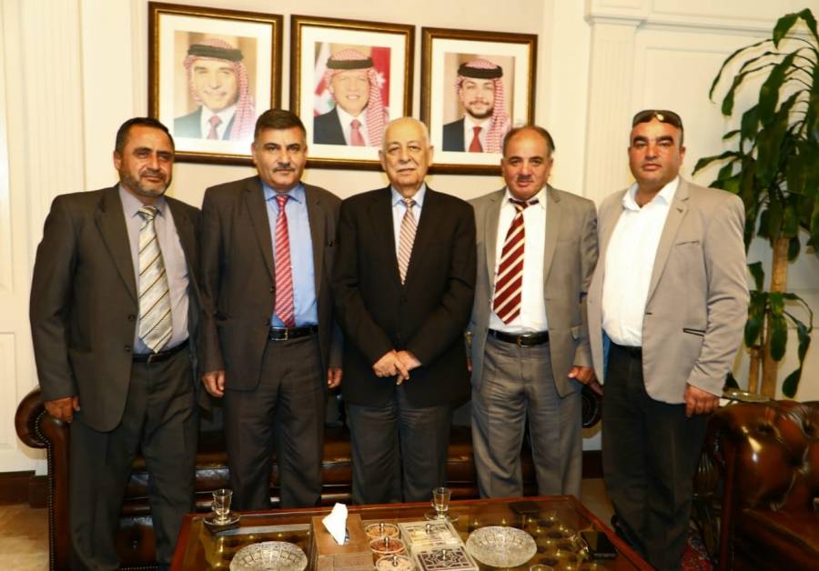 العيسوي يلتقي وفودا من الزرقاء والرصيفة وتحالف حقوق الإنسان... صور