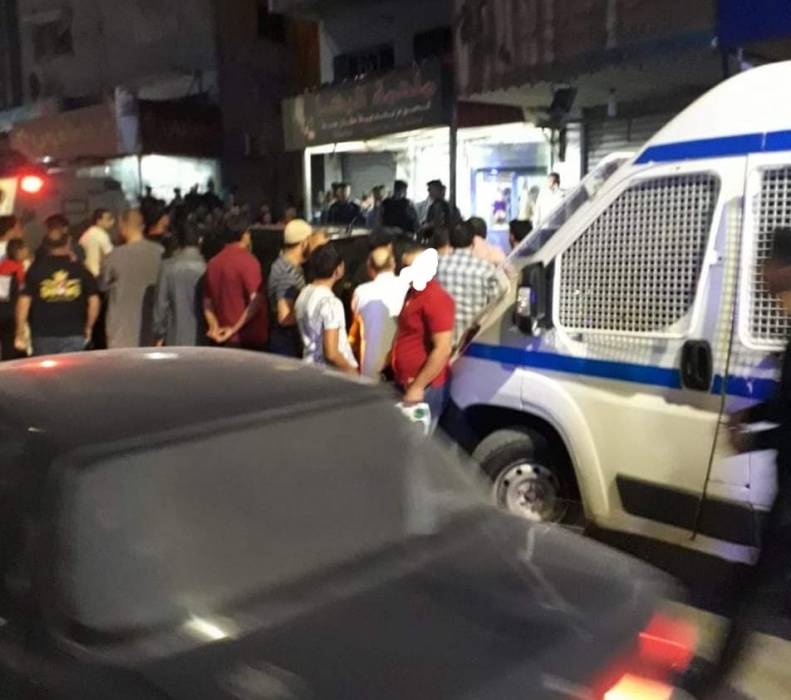 العثور على جثة شخص في محل بسحاب