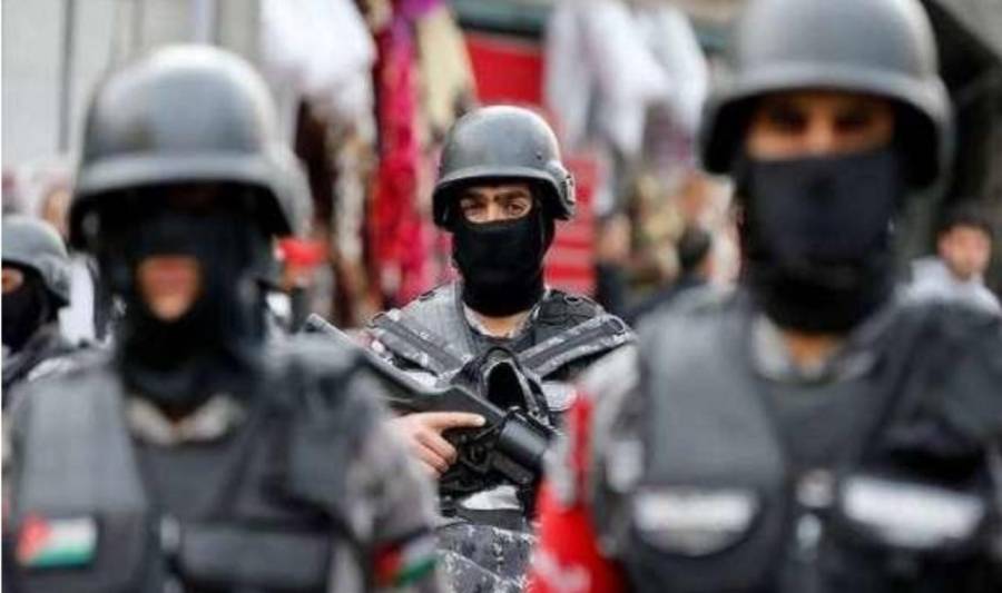 شرطة البادية تلقي القبض على ١٢  شخص منهم  مصنف خطير في البادية الوسطى والشمالية...تفاصيل