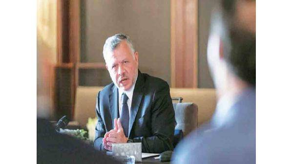 الملك: تحسين الوضع المعيشي للمواطنين ومحاربة الفساد