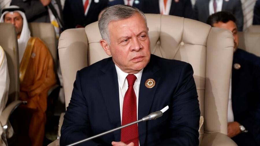 الملك كان ينوي طرد السفير الاسرائيلي في عمان!