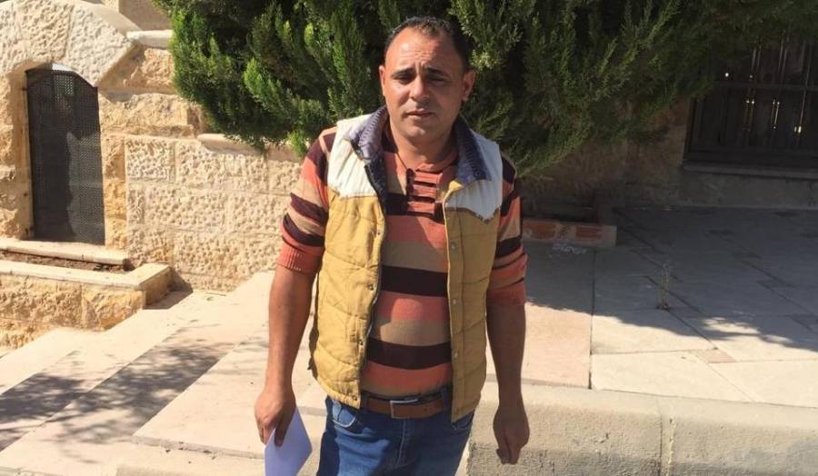 عامل الوطن اشرف سليمان ابو رياش