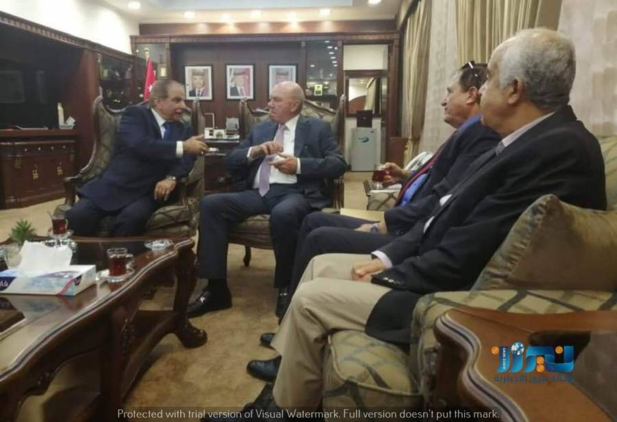 الفايز يستقبل وفد من اللجنة الوطنية العسكريين السابقين...صور