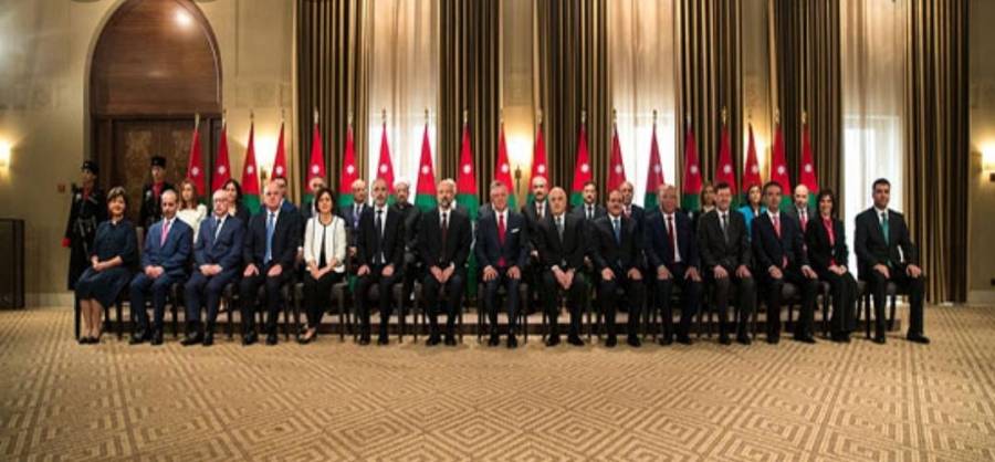  أسماء الوزراء المغادرين والباقين في حكومة الرزاز