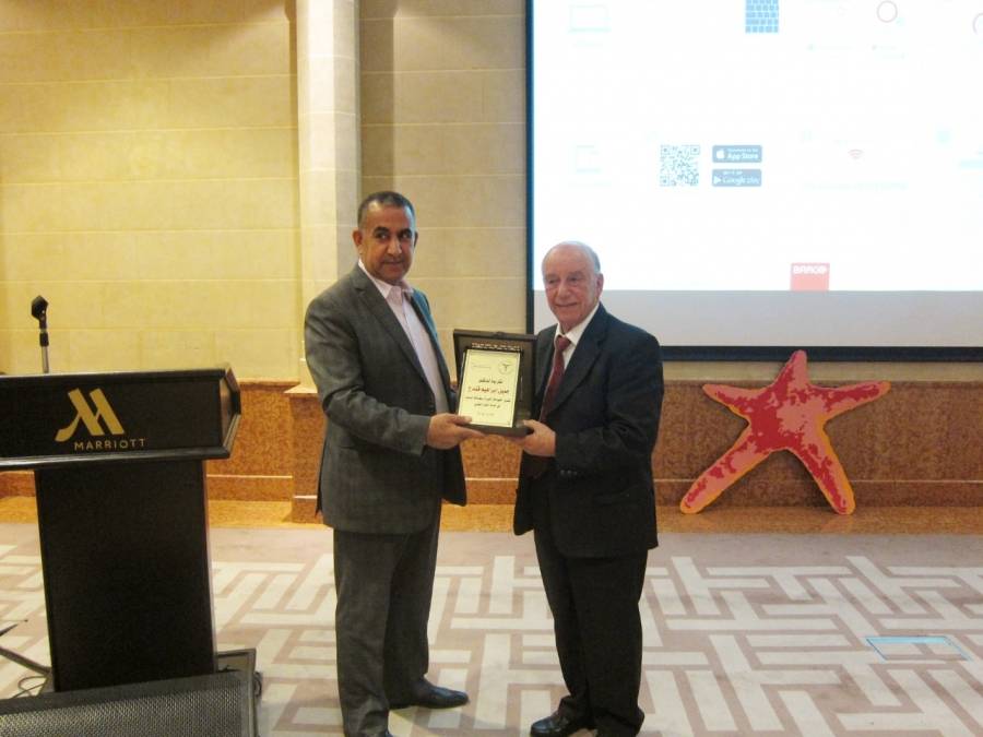 العدوان يكرّم الدكتور جميل قندح... صور