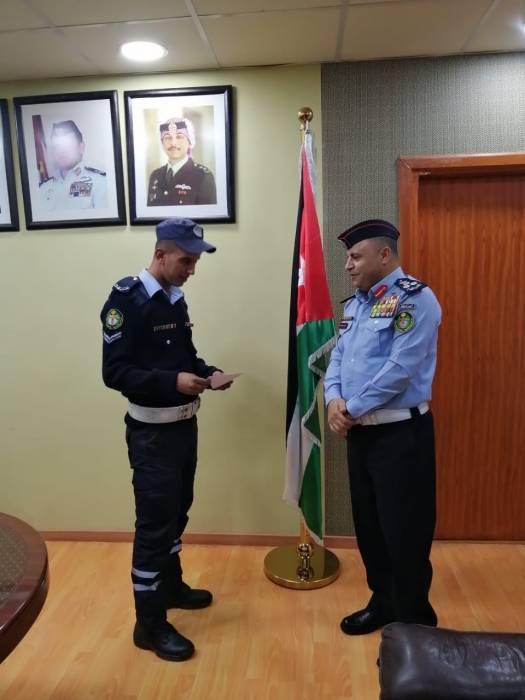 العميد الصوافطة يكرم عدد من مرتبات الدوريات الخارجية... صور