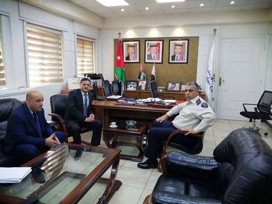 كناكرية يزور دائرة الجمارك مودّعاً