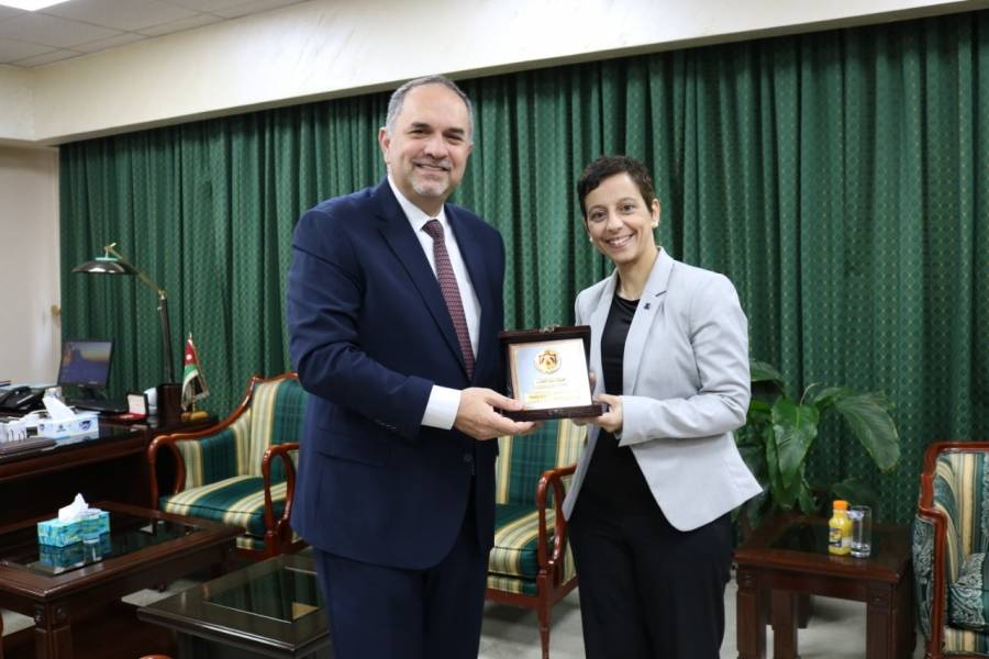 التلهوني يلتقي سفير الاتحاد الاوروبي لبحث الدعم المقدم لقطاع العدل