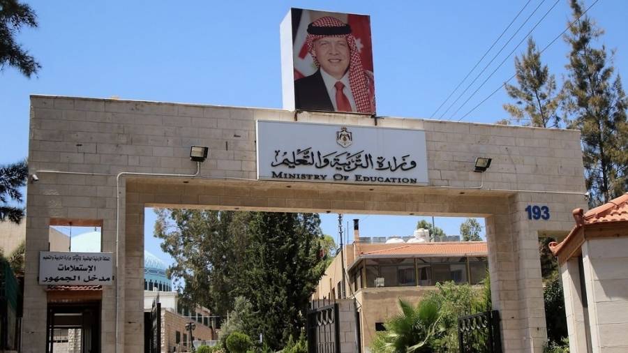 الرزاز للأردنيين: موازنة العام المقبل لن تكون سهلة