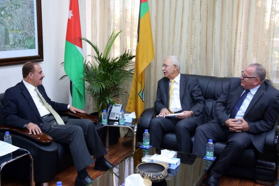 سمارة: نسعى لاقامة برنامج وطني شامل لتدريب 10 الاف مهندس